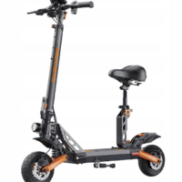 KuKirin G2 Pro (2025) su 1000 W galia ir 48 V 15 Ah baterija.