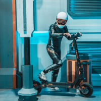 Elektrinis paspirtukas KuKirin G4 70km/h  2025 naujausias modelis