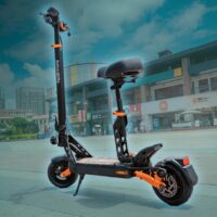 KuKirin G2 Pro (2025) – 600 W, iki 55 km/h, 48 V 15 Ah